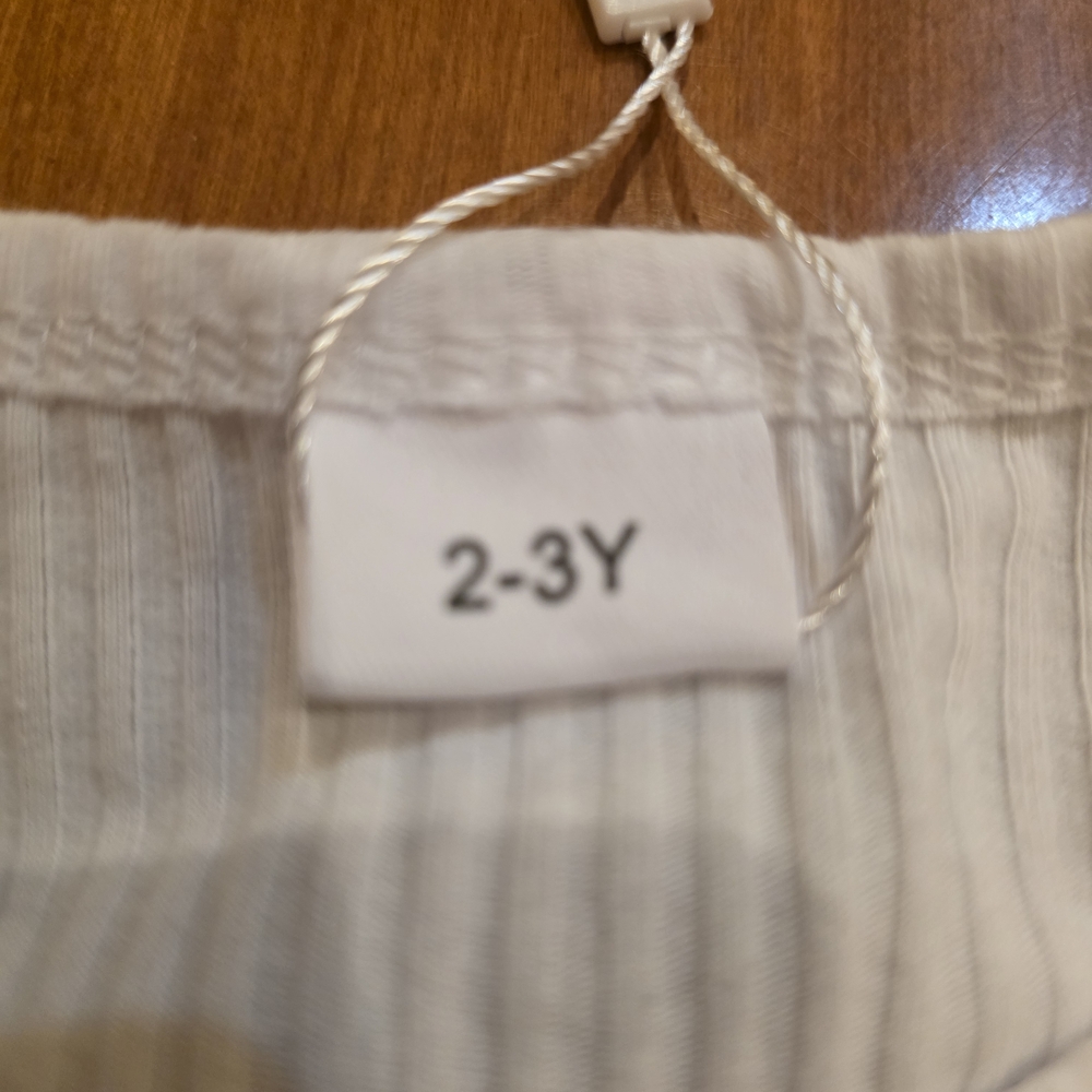 Girls Ruffle Dress - Picture 3 of 4